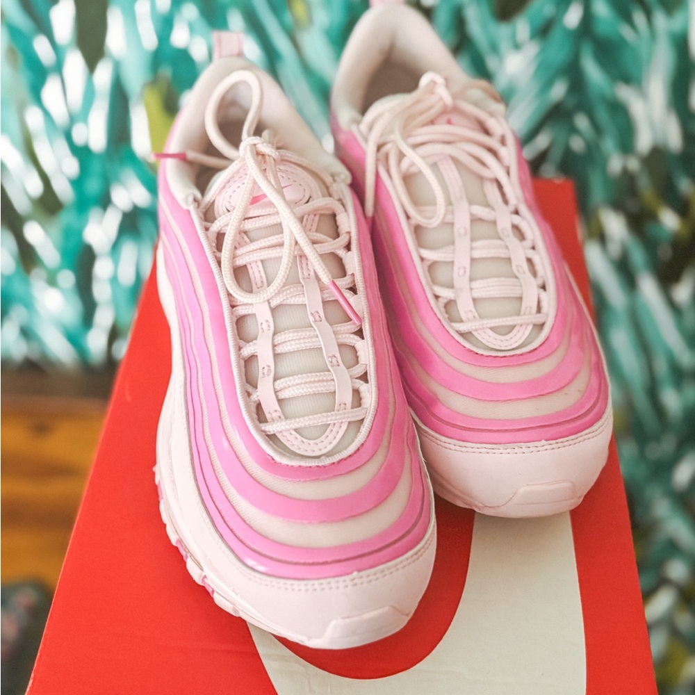 Pink Air Max 97 🌸